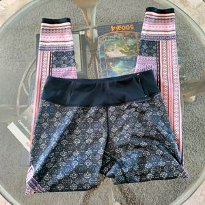 CALIA CARRIE UNDERWOOD YOGA PANTS